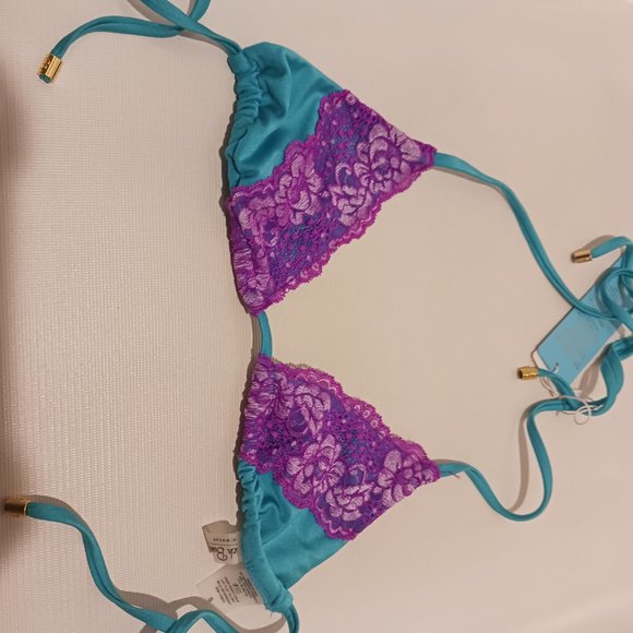 Beach Bunny Lace Bikini Top only size small - Picture 5 of 8